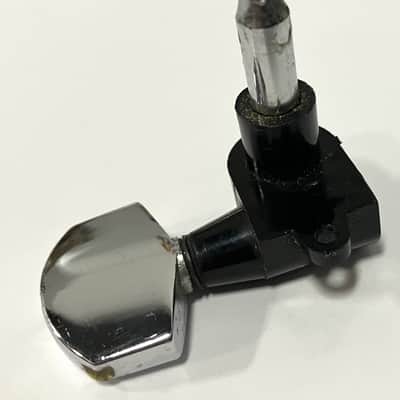 Schaller- Chrome/black plastic tuner, treble side, Vintage image 4