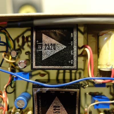 API 525 Vintage image 10