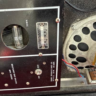 Silvertone 1448 With Case Amp 1962 - 1967 - Black image 9
