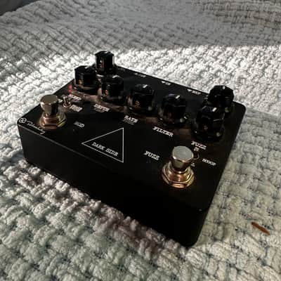 Keeley Dark Side Workstation V2 with Effect Order Switch 2016 - Present - Black image 3