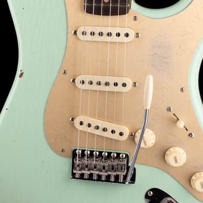 Fender Custom Shop Roasted 1960 Stratocaster Relic Birdseye Maple Aged Surf Green image 4