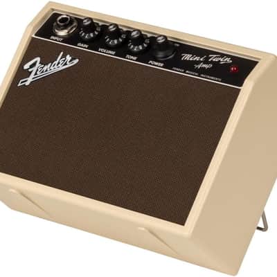 Fender Frontman 20G Guitar Amp, 10 Watts, with 2-Year Warranty 6 Inch Fender Special Design Speaker, 10x16x16 inches image 5