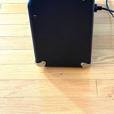 Fender Champion 30, 30-Watt Solid State Guitar Combo Amp, Very Good Condition image 8