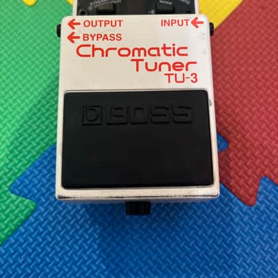 Boss TU-2 Chromatic Tuner (Dark Gray Label) 1998 - 2009 - White image 2