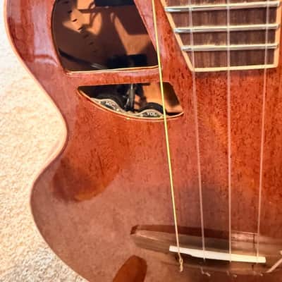L. Luthier “le Maho” Mahogany tenor ukulele with pickup 2026 image 3