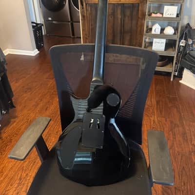 Kramer Assault 220 Plus 2010s - Black with White Binding image 5