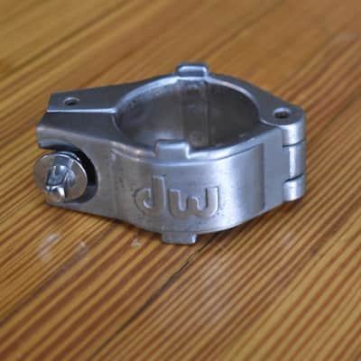 Used DW DWSMRKC15A 1.5 Rack Clamp w/ DW 1.5 Hinged Memory Lock image 6