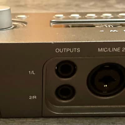 Universal Audio UAD Apollo Arrow 2x4 Thunderbolt 3 Interface with Solo DSP Processor image 6