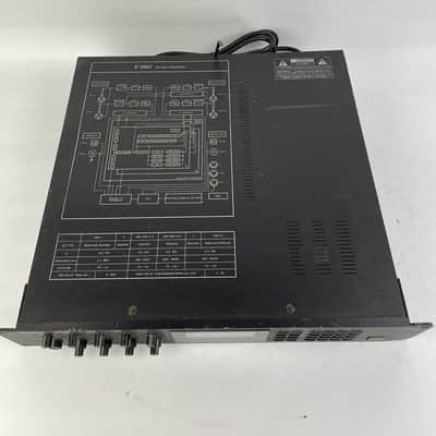 Roland E-660 Digital Stereo Parametric Mastering EQ image 6