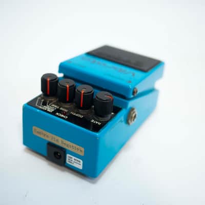 Boss VB-2 Vibrato (Black Label) 1982 - 1986 - Blue image 6