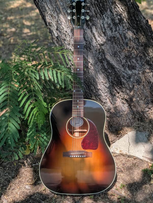 Gibson J-45 Standard  2018 - Sunburst
