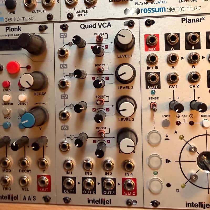 Intellijel Quad VCA Eurorack Synth Module 2017 - Present - White image 1