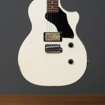 Echopark Case Study Downtowner Joe Perry Spec 2016 - Vintage White image 2