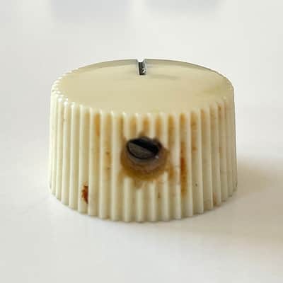 vintage blond Fender Bassman knob + image 3