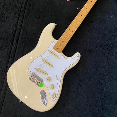Fender Jimi Hendrix Artist Series Signature Stratocaster Olympic White #MX22269910 (8lbs, 4.0oz) image 1