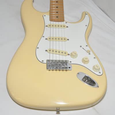 Fender Japan ST72-53 YWH MADE IN JAPAN N serial Electric Guitar Ref. No 7222 image 3