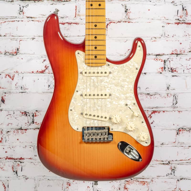 Fender - 2014 American Select Port Oford Cedar Stratocaster Electric Guitar - Sienna Sunburst - w/OHSC - x3893 - USED image 1