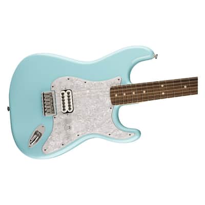 Fender Limited Edition Tom Delonge 6-String Stratocaster Electric Guitar with Seymour Duncan Invader Humbucker (Right-Handed, Daphne Blue) image 3