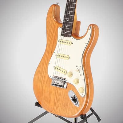 Fender Certified Pre-Owned American Vintage II 1973 Stratocaster, Rosewood Fingerboard, Aged Natural (R8) (15445) image 3