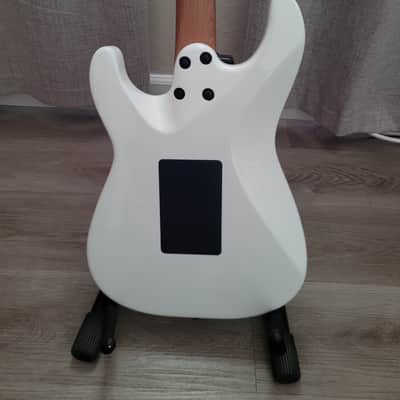 Charvel Pro-Mod Plus So-Cal Style 1 HH FR E 2025 - Present - Snow White image 10