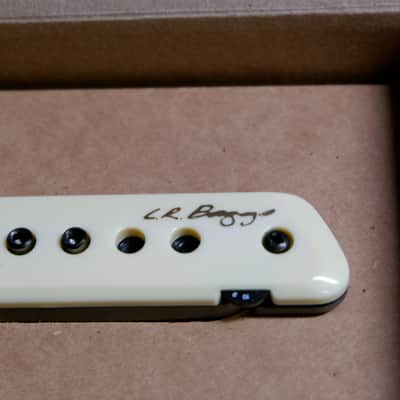 LR Baggs M1 Active Body-Sensitive Magnetic Pickup image 4