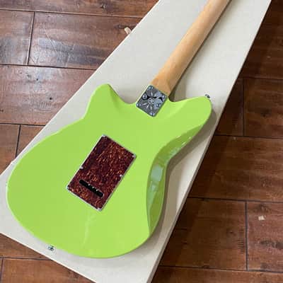 Reverend Jetstream RB Avocado #52209 (8lbs, 1.8oz) Free FAST Shipping Korina body Roasted Maple image 2