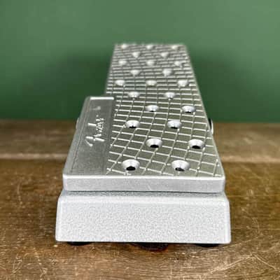 Fender FVP-1 Volume Pedal 2010s - Silver image 5