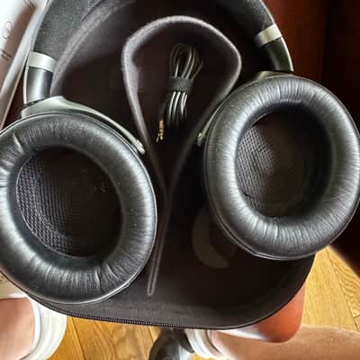Focal Bathys Wireless Open Back headphones 2022 - Present - Black image 3