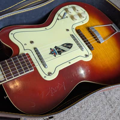 Silvertone 1382L (Kay K161 Thin Twin/Jimmy Reed) 1957 - Sunburst image 3