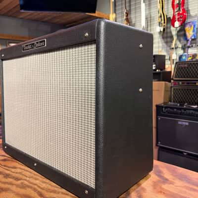 Fender USA Hot Rod Deluxe image 3