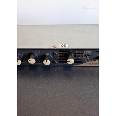 Zoom 1201 - Rack Effects - Very Good image 3