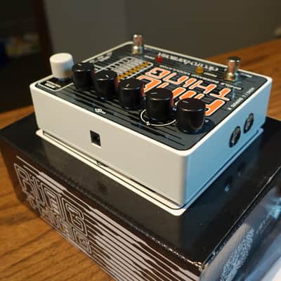 Electro-Harmonix Ring Thing Single Sideband Modulator 2010 - Present - Black / Red image 2