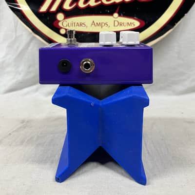 Stomp Under Foot Violet Menace Fuzz Pedal image 4