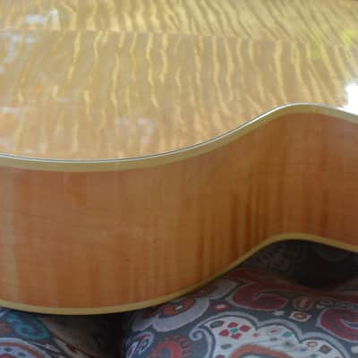 Gibson j185 amazing flame maple - natural image 8