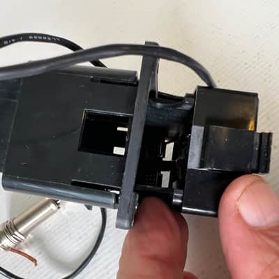 Fishman Classic 4 pickup system image 3
