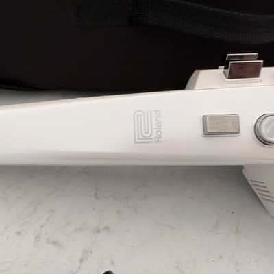 Roland AE-10 Aerophone Digital Wind Instrument 2018 - Present - White Bild 3