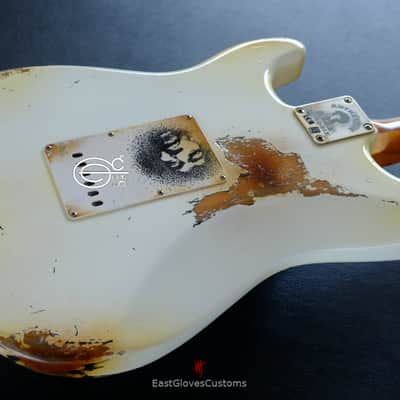 Fender Stratocaster Artist Series Jimi Hendrix Olympic White with Custom Hardcase Heavy Aged Relic image 5