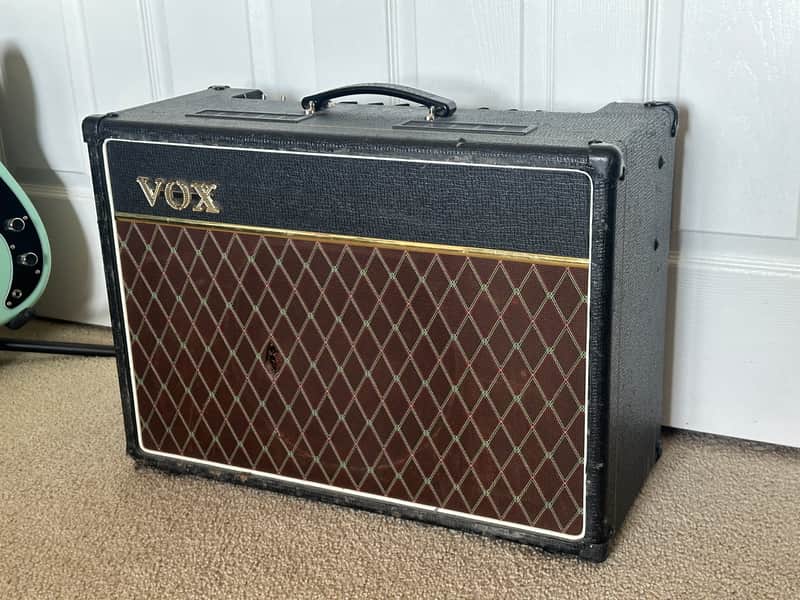 Vox AC15C1X Custom 2-Channel 15-Watt 1x12" Blue Alnico Guitar Combo 2010 - 2019 - Black image 1