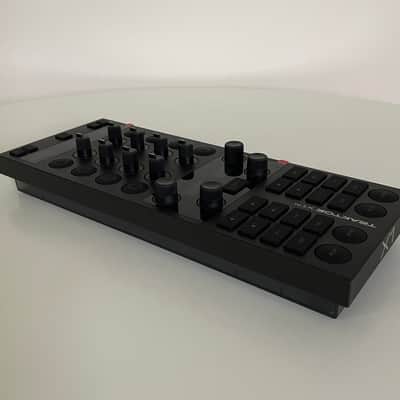 Native Instruments Traktor X1 MK3 - Portable USB DJ Controller (Brand New) image 4