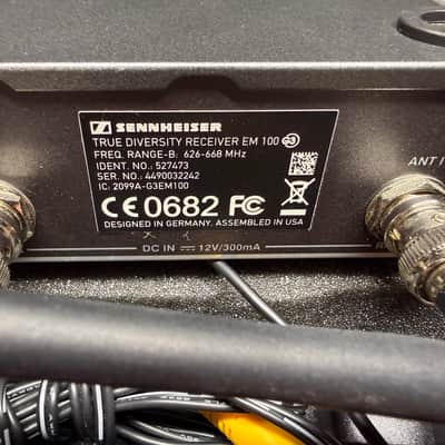 Sennheiser EW100 G3 Transmitter, Receiver, 2 Headsets image 9