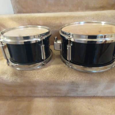 Unknown Two matching 10 and 12-in diameter shallow mounted toms gloss black excellent condition! image 3