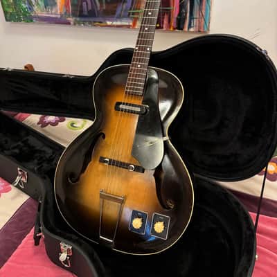 Epiphone Century | Acoustic / Electric Archtop Guitar w/ HSC, ca. Late 40s