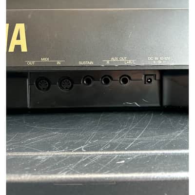 Yamaha PSR-520 - Musical Keyboards - Excellent w/ Power Supply image 6