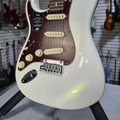 Fender American Ultra LH - Arctic Pearl w/OHSC & PLEK*D #301 image 2