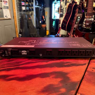 Middle Atlantic PD-915RV-RN Rack Mount image 4