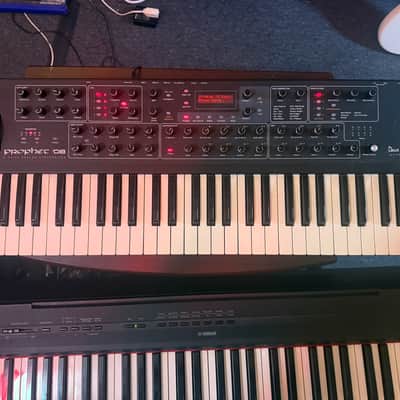 Dave Smith Instruments Prophet 08 61-Key 8-Voice Polyphonic Synthesizer (excellent condition)