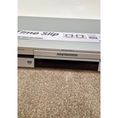 Panasonic DMR-E50 - DVD Player - Like New w/ Original Box image 3