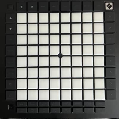 Novation Launchpad Pro MKIII Pad Controller 2020 - Present - Black image 2