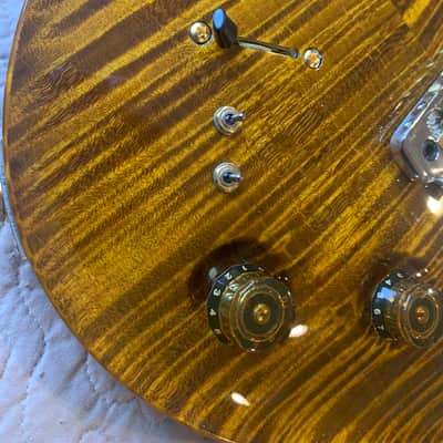 PRS Modern Eagle V 10-Top 2025 - Present - Tiger Eye image 2