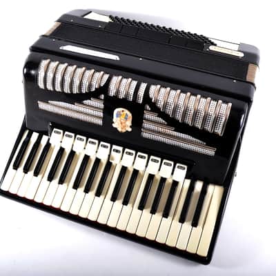 German Made Top Piano Accordion Weltmeister Elegance - 96 bass, 16 reg. + Original Hard Case & Straps - Youtube VIDEOS image 6